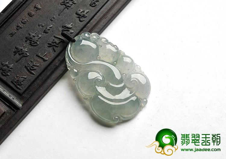 冰玻种晴水缅甸翡翠A货如意寿挂件