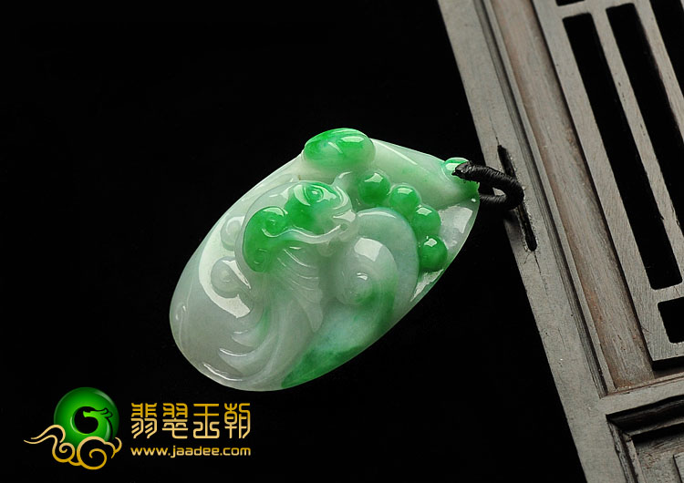 糯冰种翠色缅甸翡翠A货鸟语花香挂件