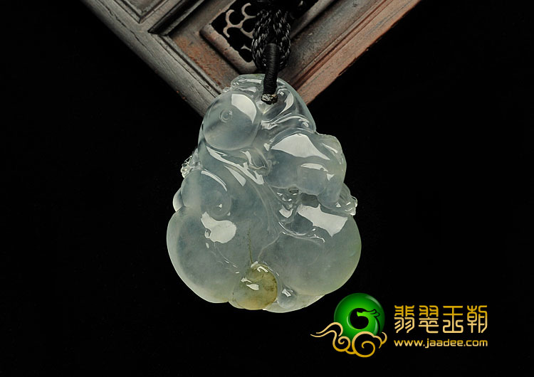 冰种晴水缅甸翡翠A货如意挂件
