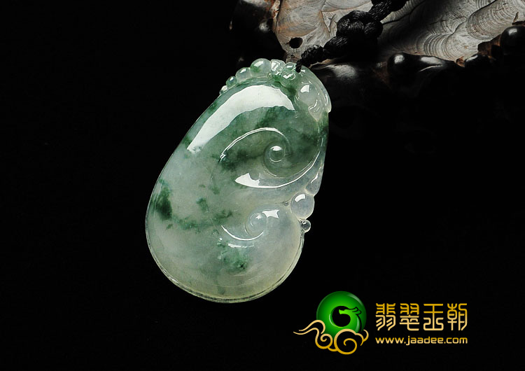 糯冰种飘花缅甸翡翠A货如意挂件