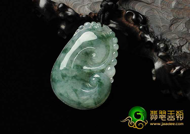 糯冰种飘花缅甸翡翠A货如意挂件