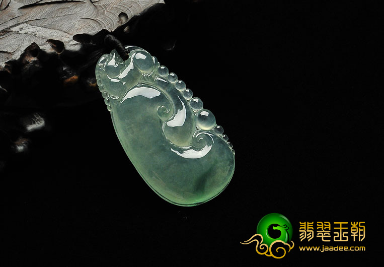 冰种晴水略飘花缅甸翡翠A货如意挂件