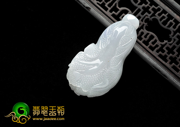 糯冰种淡晴水缅甸翡翠A货白菜挂件