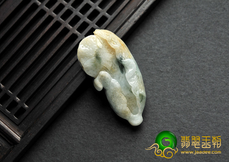 糯冰种飘花缅甸翡翠A货白菜挂件