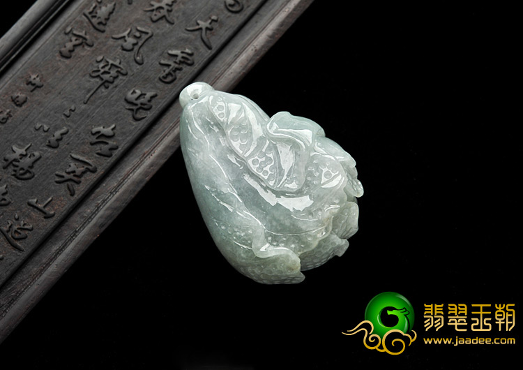 糯冰种晴水缅甸翡翠A货白菜挂件