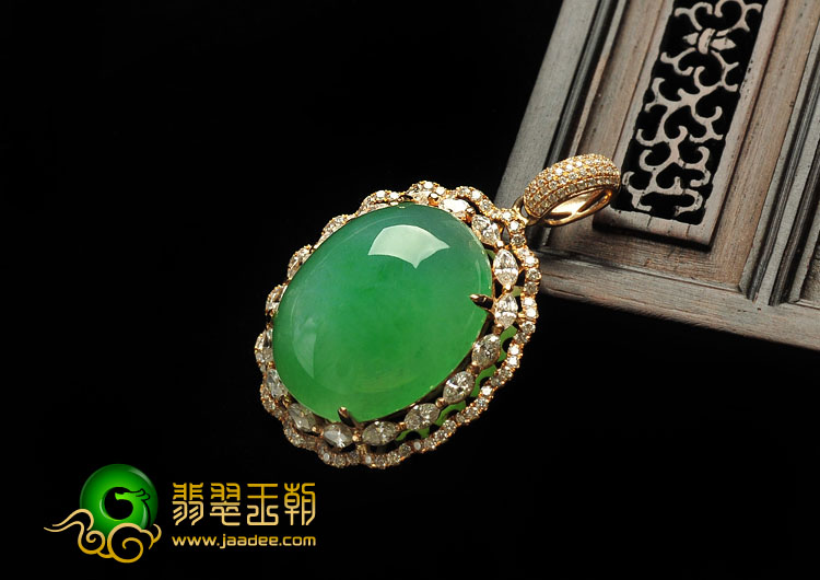 冰种翠色缅甸翡翠A货镶玫瑰金胸坠（真钻）