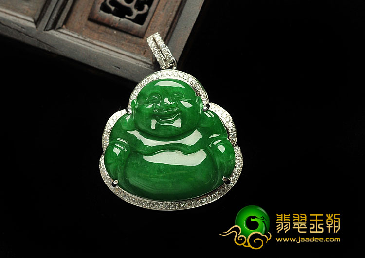 糯冰种正阳绿缅甸翡翠A货镶白金玉佛胸坠（真钻）