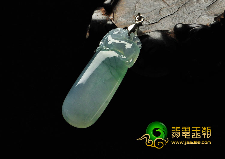 冰种飘花缅甸翡翠A货福瓜挂件
