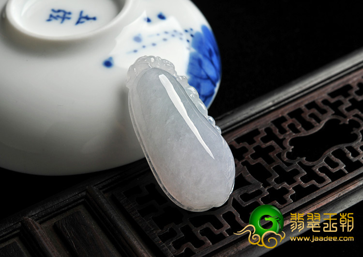 糯冰种淡紫罗兰缅甸翡翠A货福瓜挂件