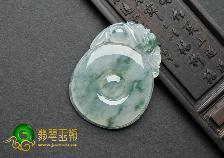 冰种飘花缅甸翡翠A货福在眼前挂件