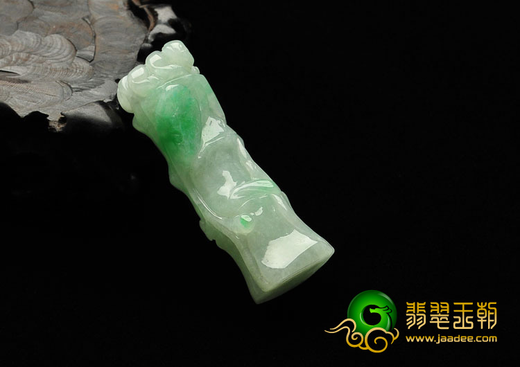 糯冰种飘翠缅甸翡翠A货节节高挂件
