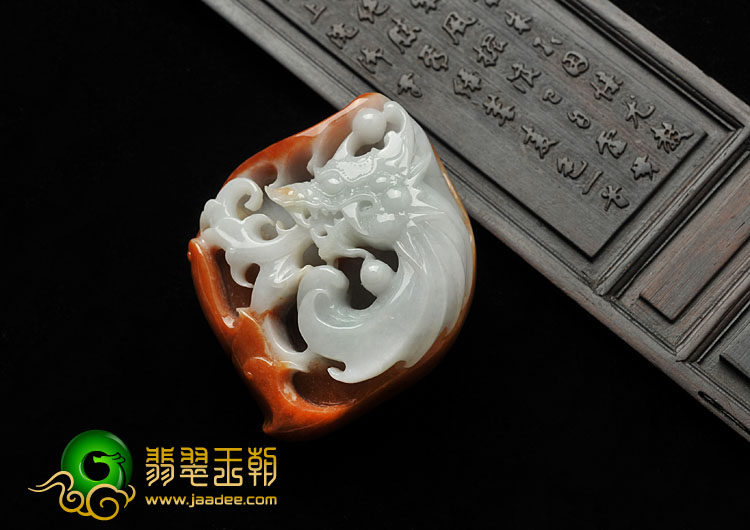 细糯种红翡缅甸翡翠A货飞龙在天挂件