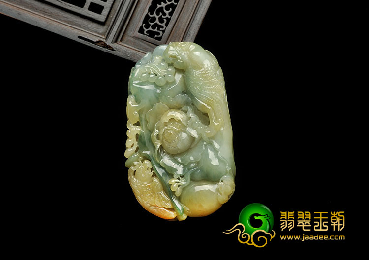 糯冰种三彩缅甸翡翠A货英明神武挂件