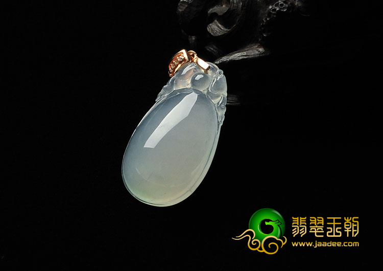 冰种晴水缅甸翡翠A货福瓜挂件