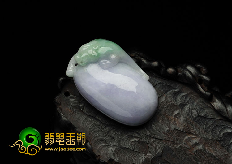 糯冰种春带彩缅甸翡翠A货福寿瓜挂件