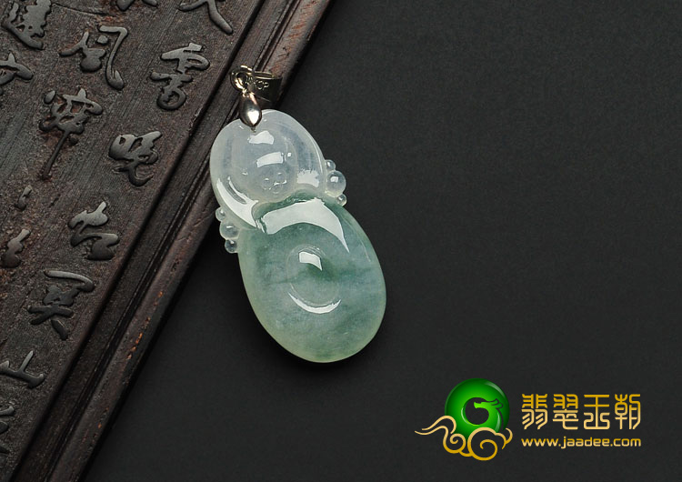 冰种飘花缅甸翡翠A货福在眼前挂件