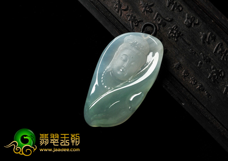 冰种晴水缅甸翡翠A货观音头挂件
