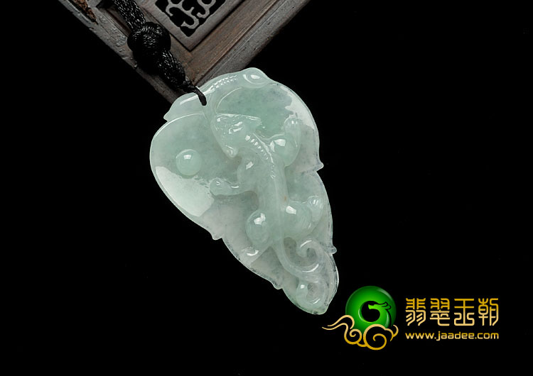 糯冰种晴水缅甸翡翠A货龙成大业挂件