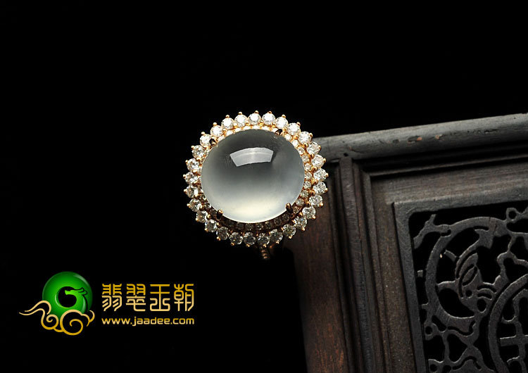 玻璃种缅甸翡翠A货镶玫瑰金众星拱月戒指（真钻）