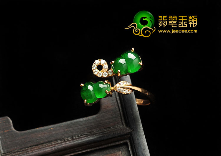 玻璃种帝王绿缅甸翡翠A货镶玫瑰金葫芦戒指（真钻）