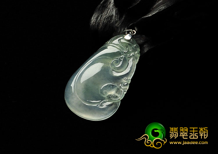 冰玻种晴水缅甸翡翠A货如意挂件
