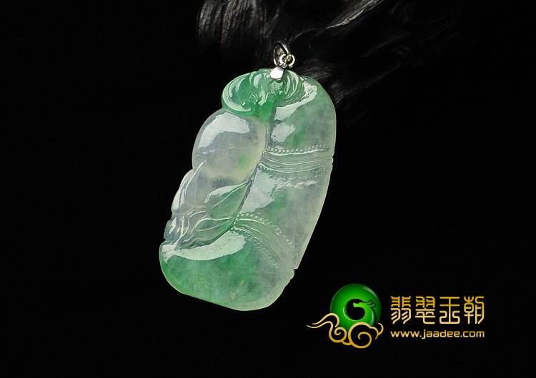 冰种翠色缅甸翡翠A货节节高挂件