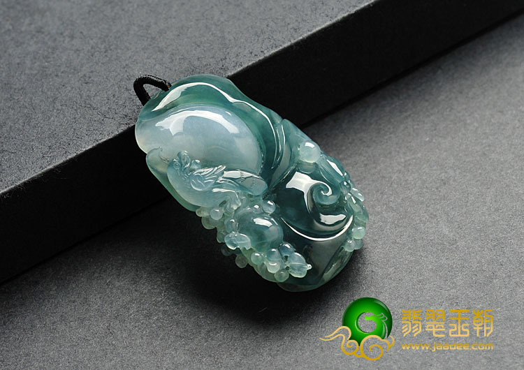 冰种蓝水缅甸翡翠A货喜上眉梢挂件