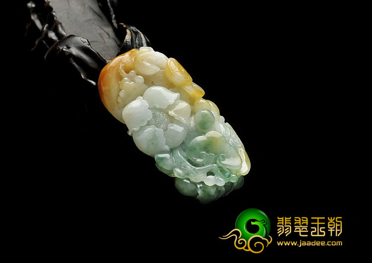 feicui糯冰种三彩缅甸翡翠A货富贵花开挂件