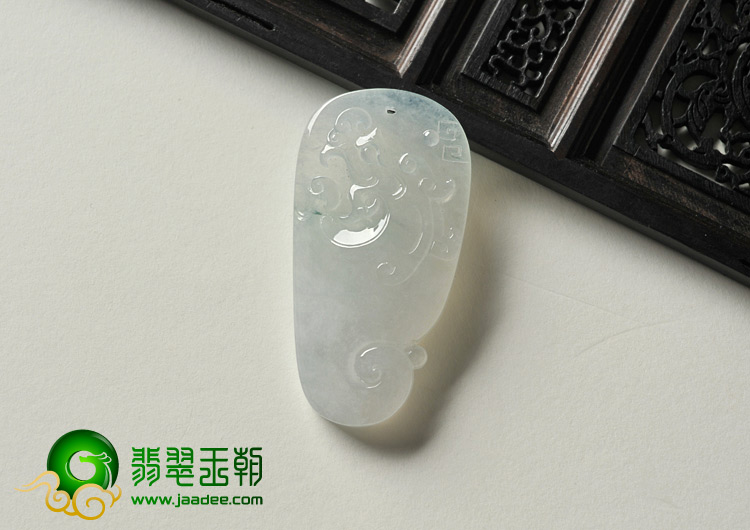 冰种晴水缅甸翡翠A货仿古龙挂件