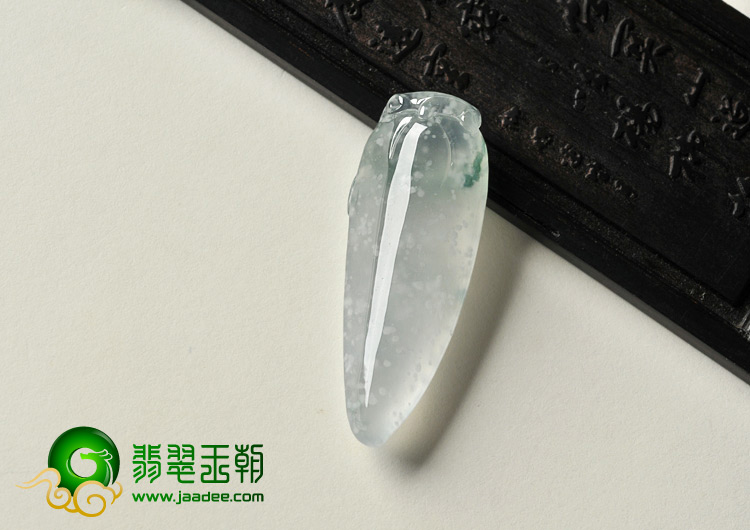 冰玻种飘花缅甸翡翠A货福瓜挂件