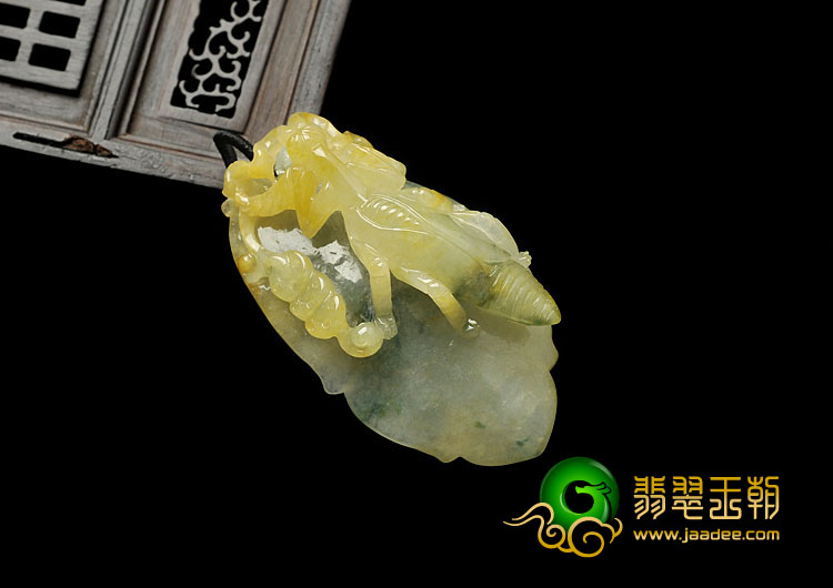 糯冰种黄翡飘花缅甸翡翠A货螳螂挂件