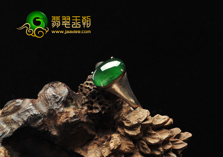 冰种油青缅甸翡翠A货戒面