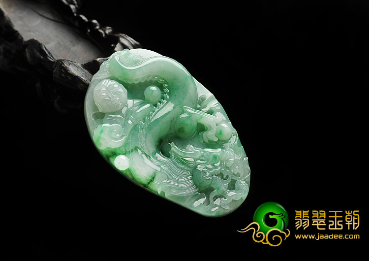 糯冰种豆色缅甸翡翠A货状元及第挂件