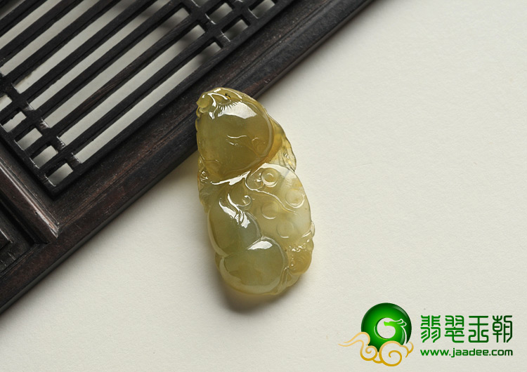 冰种黄翡缅甸翡翠A货福禄寿挂件