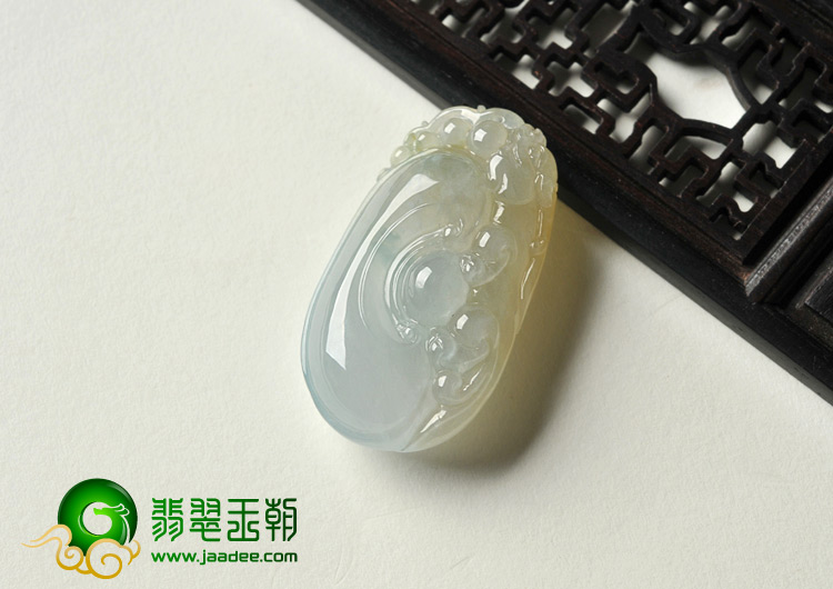 冰种晴水带黄翡缅甸翡翠A货如意寿挂件