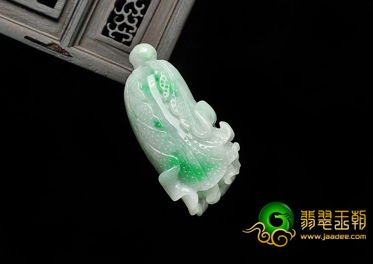 糯冰种飘翠缅甸翡翠A货白菜挂件