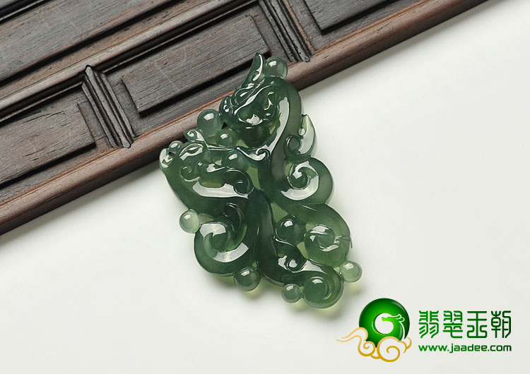 冰玻种油青缅甸翡翠A货龙凤呈祥挂件