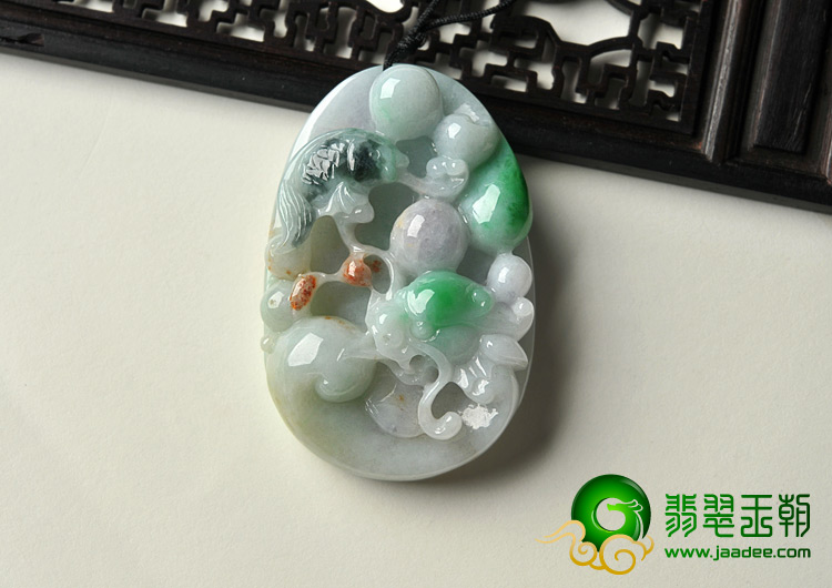 细糯种三彩缅甸翡翠A货龙鱼挂件