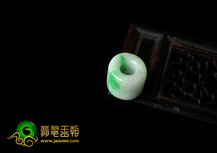 糯冰种飘翠缅甸翡翠A货路路通挂件