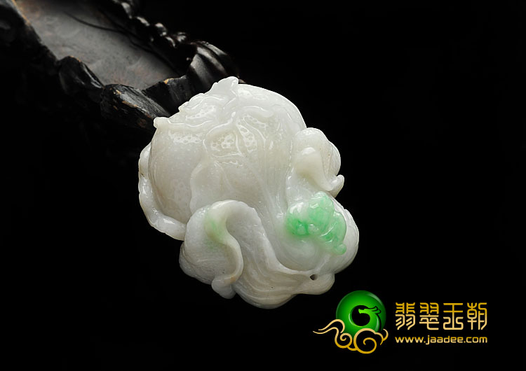 细糯种白底青缅甸翡翠A货白菜手玩件
