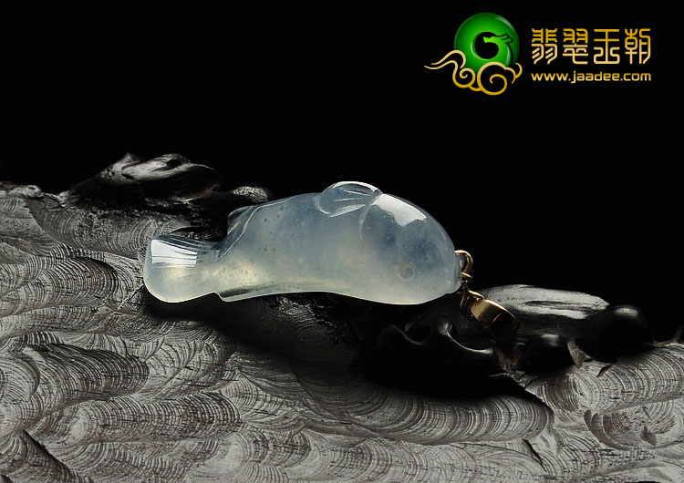 冰种缅甸翡翠A货鱼挂件