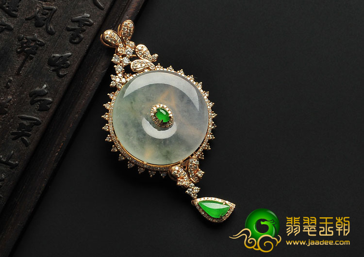 冰种飘花缅甸翡翠A货镶玫瑰金平安扣胸坠（真钻）