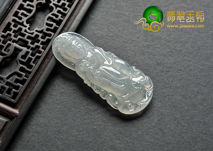 冰种淡晴水缅甸翡翠A货观音挂件