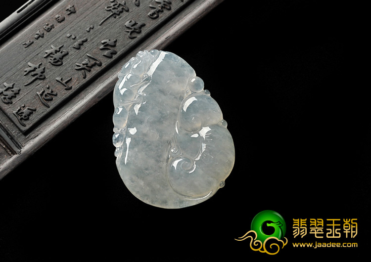 冰种淡晴水缅甸翡翠A货节节高挂件
