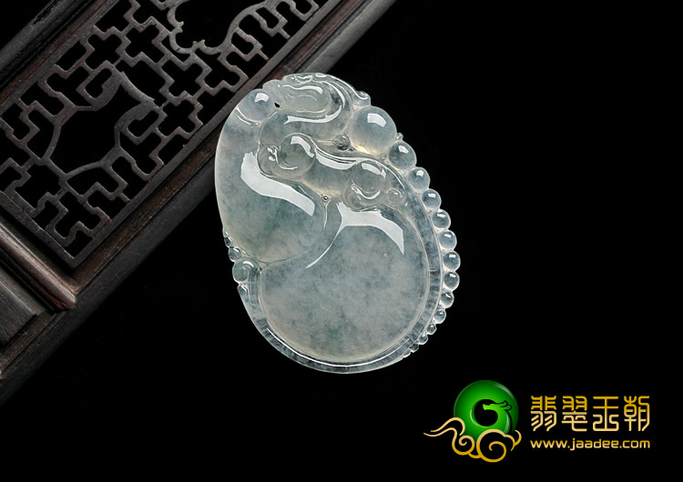 冰种略飘花缅甸翡翠A货福禄寿挂件