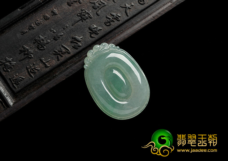 糯冰种晴水缅甸翡翠A货福在眼前挂件