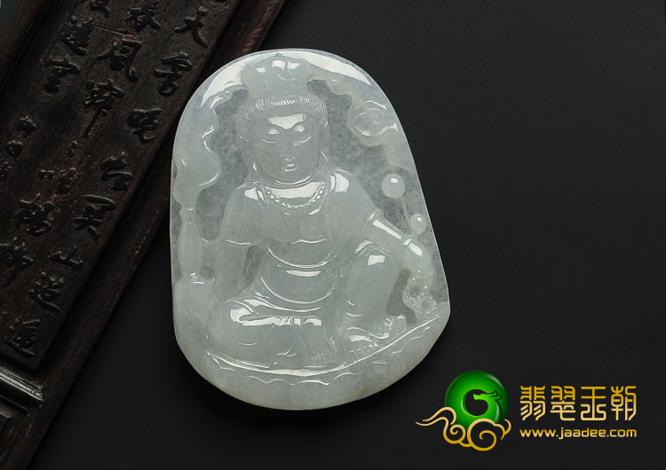 冰种淡晴水缅甸翡翠A货观音挂件