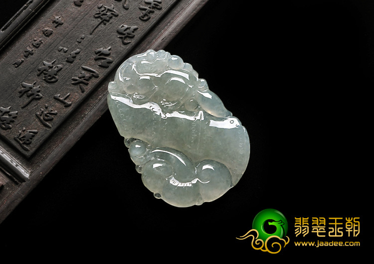 冰种淡晴水缅甸翡翠A货节节高挂件