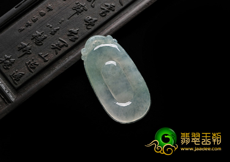 冰种淡晴水缅甸翡翠A货双龙如意挂件