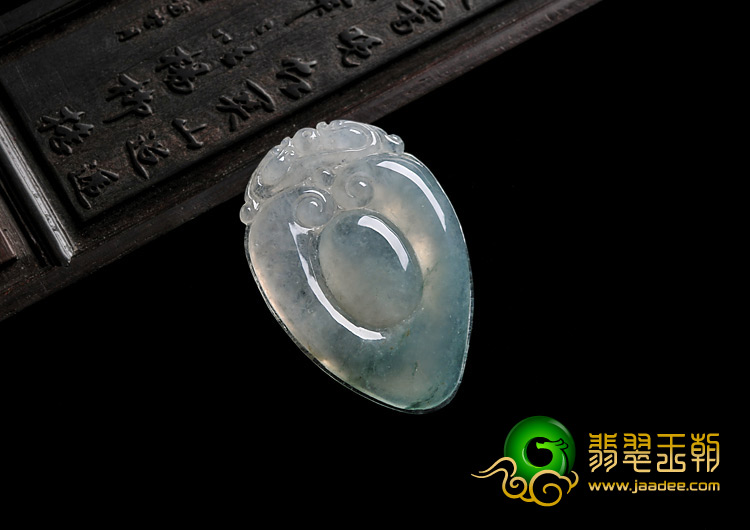 冰种飘花缅甸翡翠A货双龙如意挂件